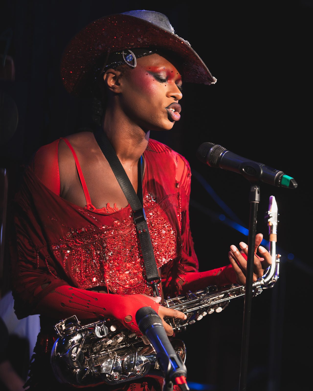 Paris L’hommie, star spangled on alto sax.